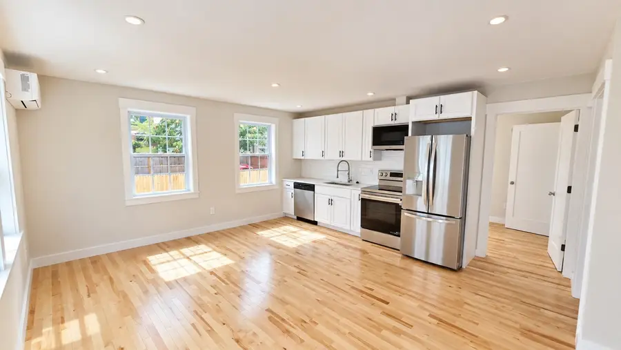 17 Macarthur Street #4, Somerville, MA 02143 - #3