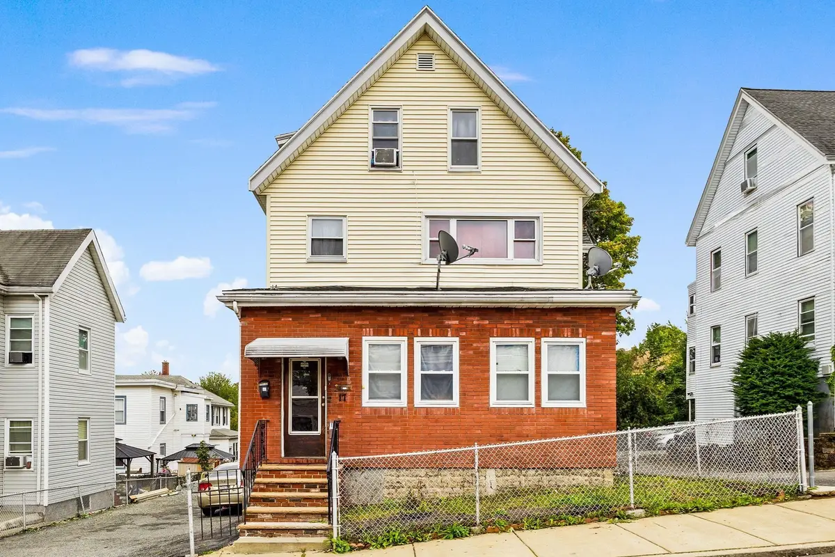 17 Ashton St, Everett, MA 02149 - #1