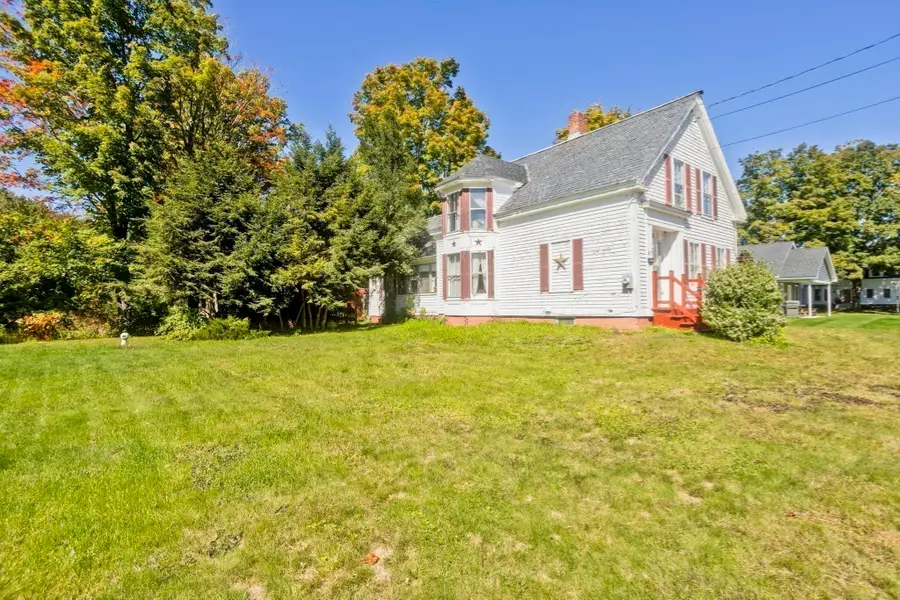 147 South St, Bernardston, MA 01337 - #2