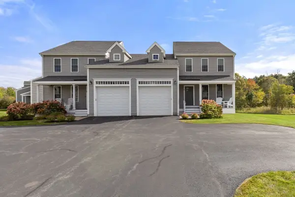 101 Sawmill Ln #101, Hanson, MA 02341