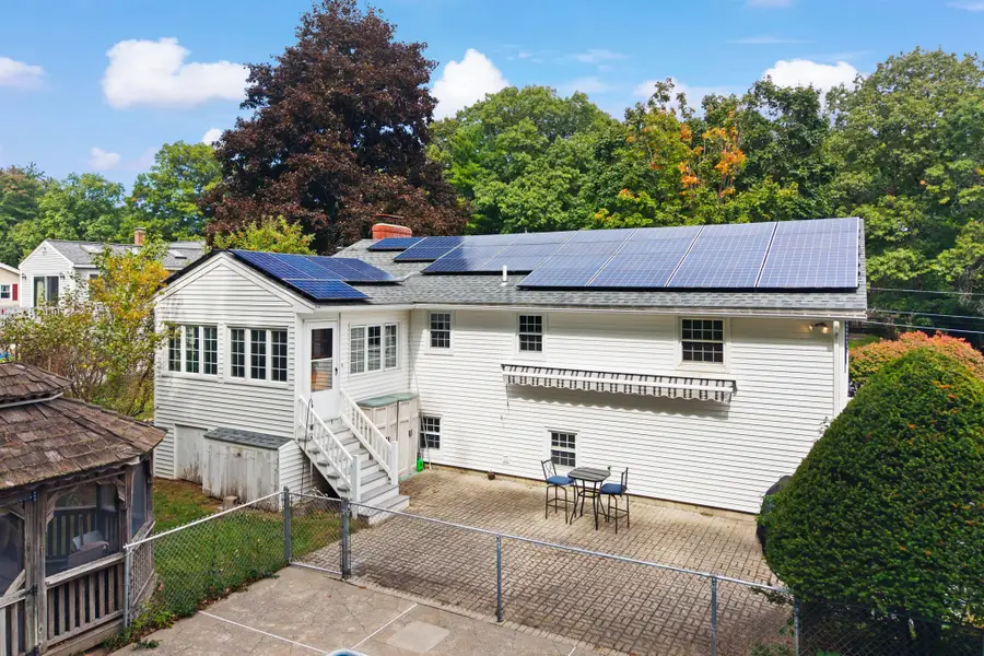 36 Alexander Ave, Dracut, MA 01826 - #3