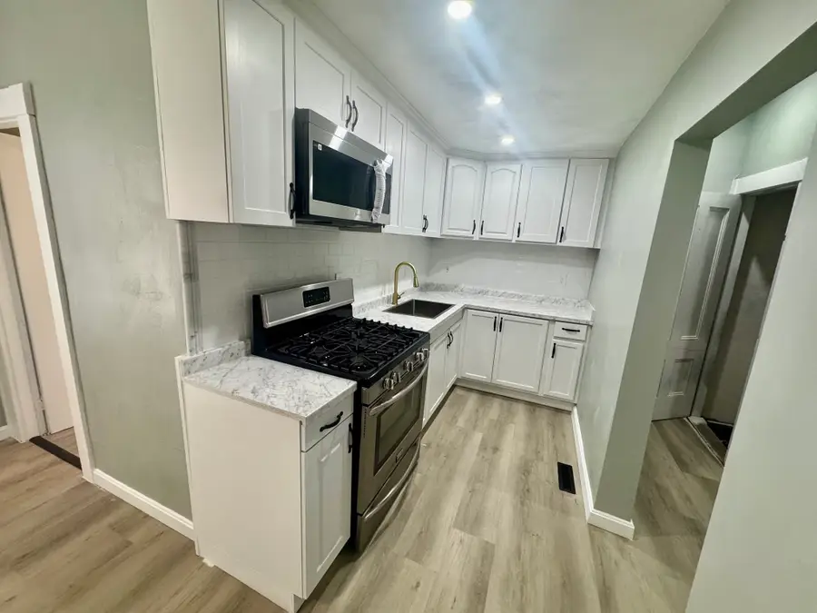 60-62 4th St, Lowell, MA 01850 - #3