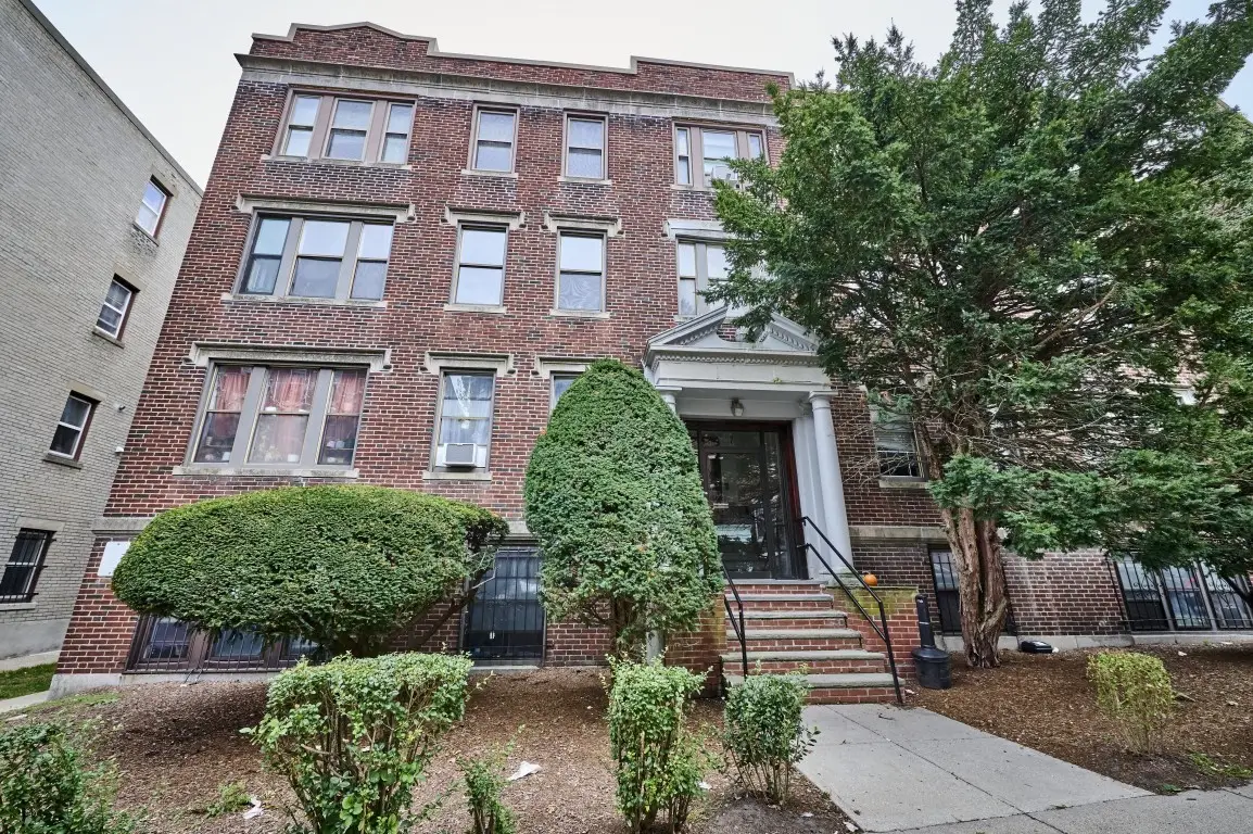 7 Lothian Rd #B, Boston, MA 02135 - #1