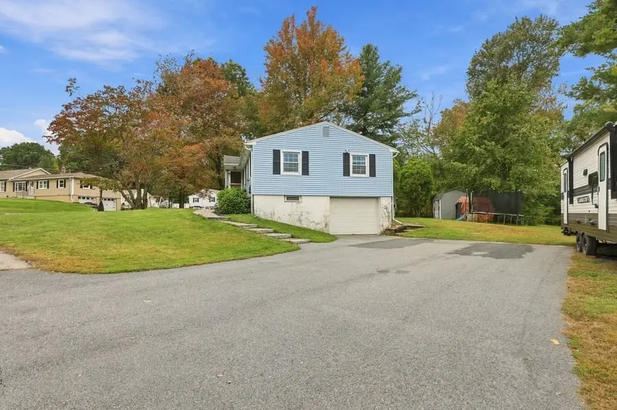 17 Phoenix Rd, Auburn, MA 01501 - #3