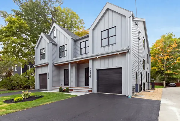 212-214 Auburn #214, Newton, MA 02466