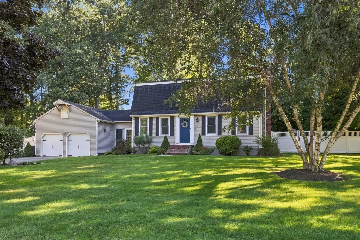 4 Kristin Ln, Canton, MA 02021 - #1