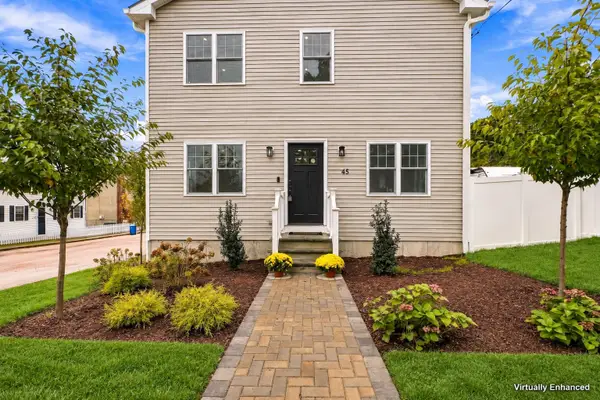 45 County St, Blackstone, MA 01504