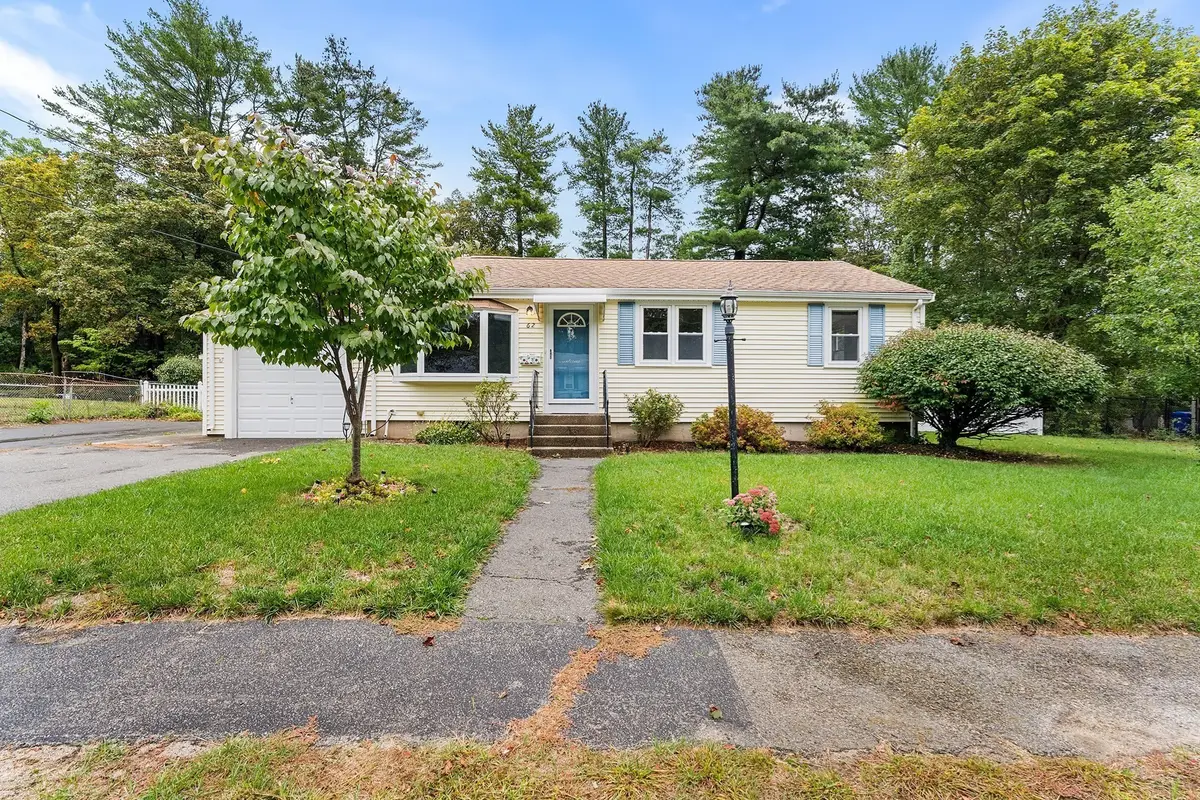 62 Woodsbury Rd, Rockland, MA 02370 - #1