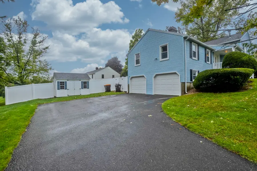 49 Anvil St, Feeding Hills, MA 01030 - #3
