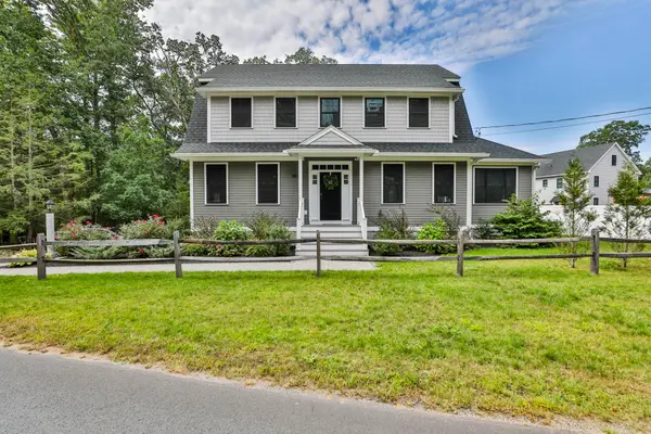 49 Kimball Rd, Amesbury, MA 01913