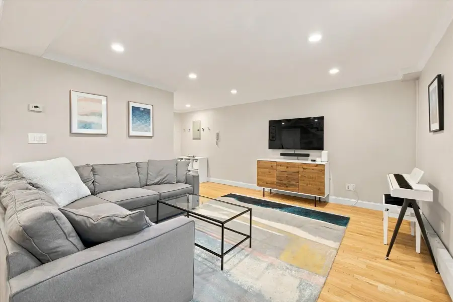 16 Addington #21, Brookline, MA 02445 - #3