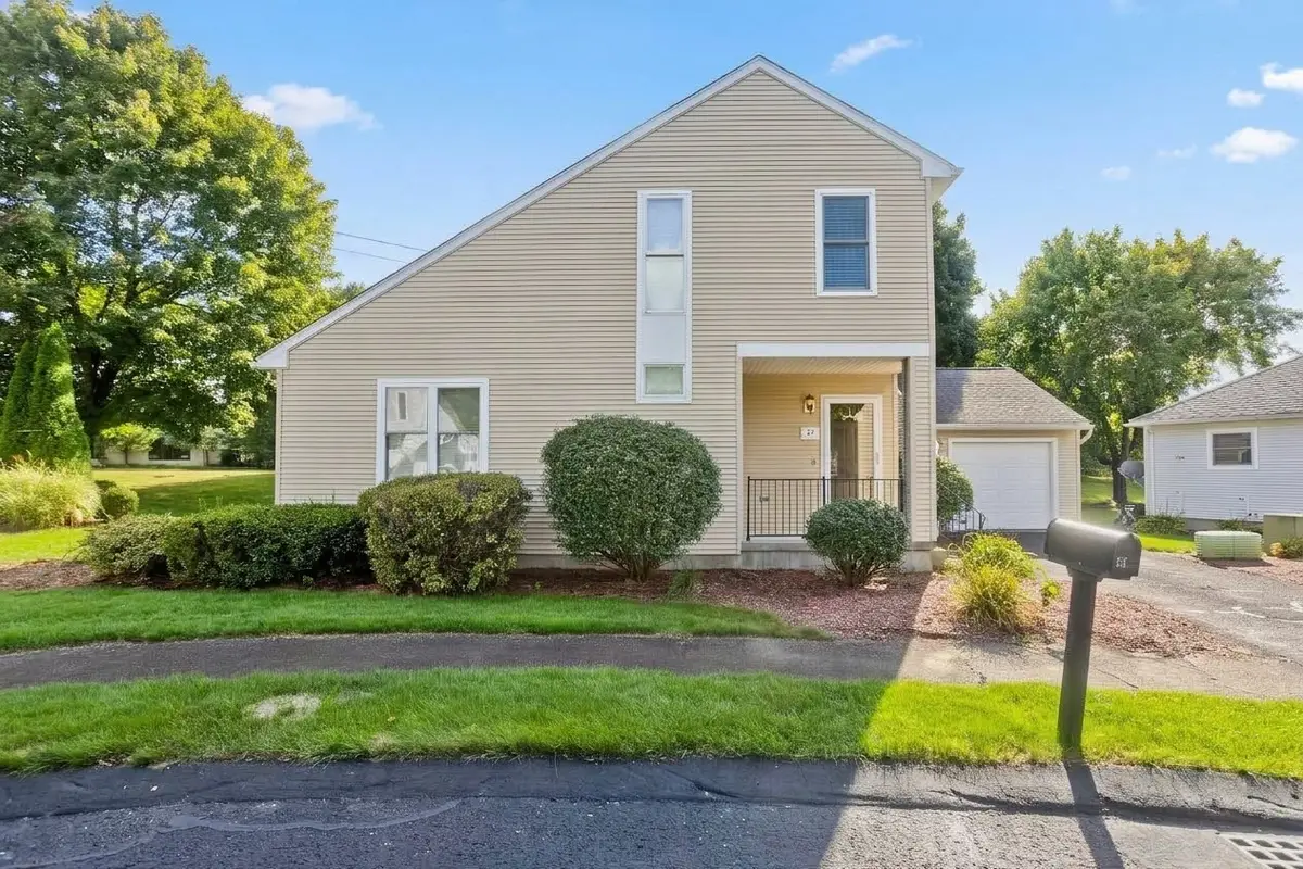 27 Curry Lane #27, Chicopee, MA 01022 - #1