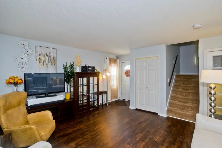 27 Curry Lane #27, Chicopee, MA 01022 - #3