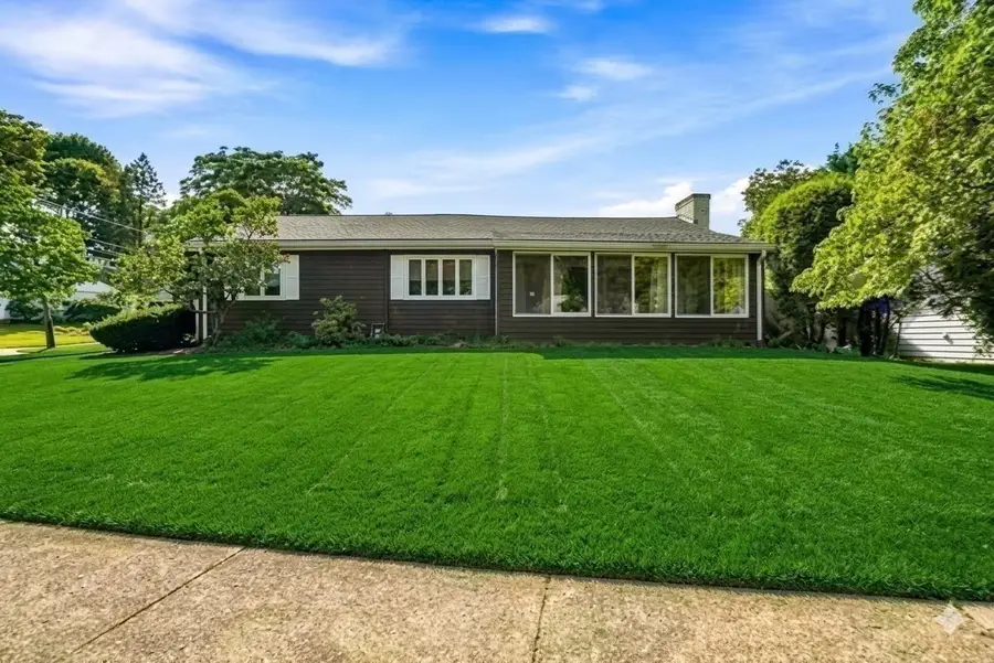 69 Maynard St, Newton, MA 02465 - #3