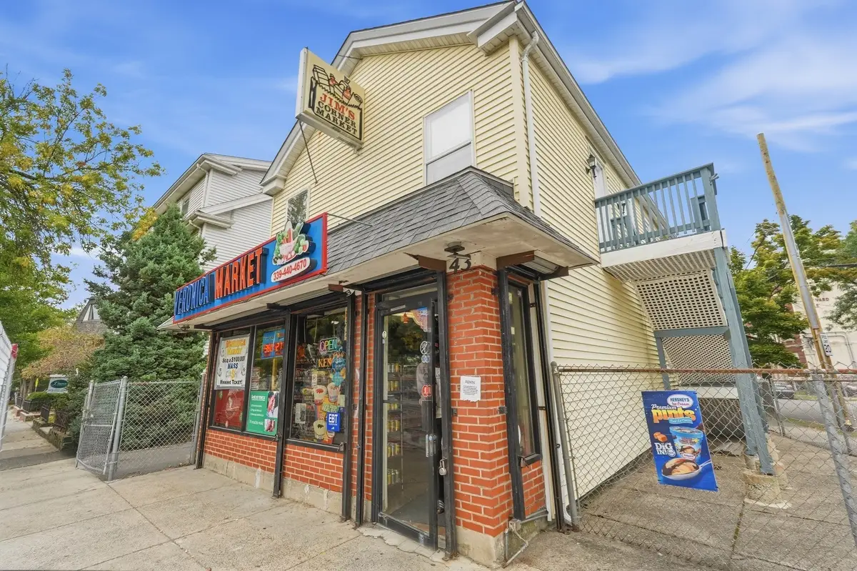 43 Broad St, Lynn, MA 01902 - #1
