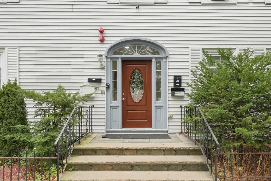 47 Broad St, Lynn, MA 01902 - #3