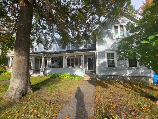 86 Main St, Monson, MA 01057