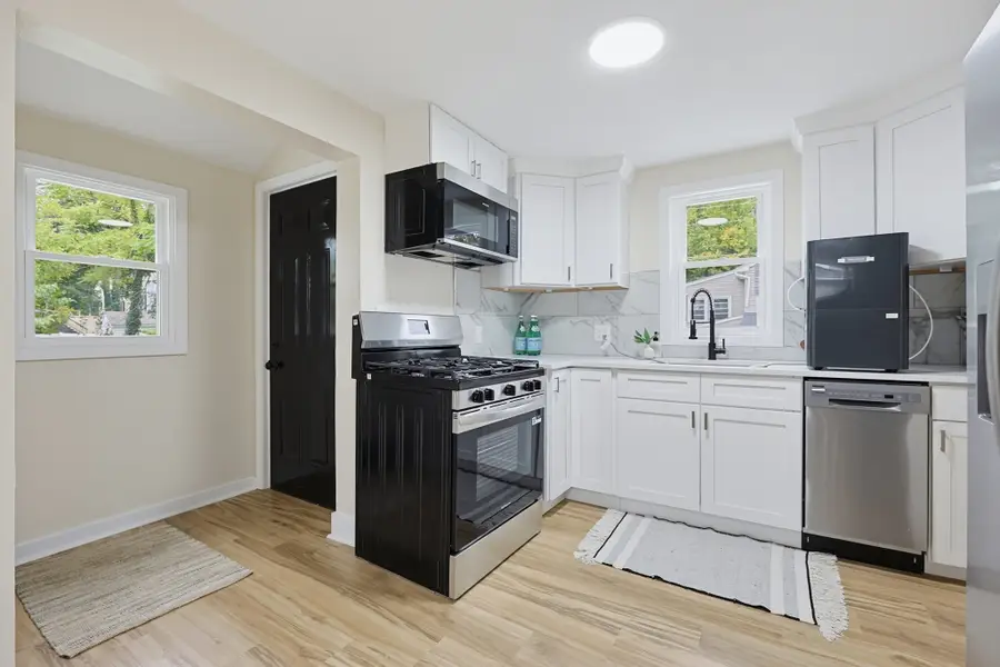 6 Harris Ave, Milford, MA 01757 - #3