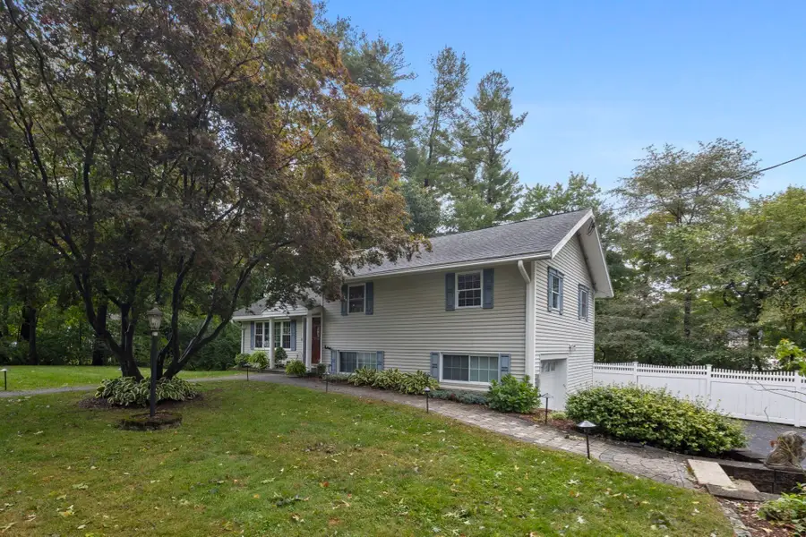 8 Patley Rd, North Reading, MA 01864 - #2