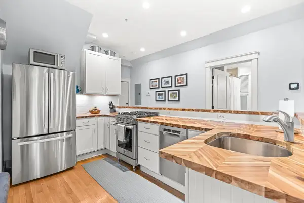 40 Highland Ave #2, Somerville, MA 02143