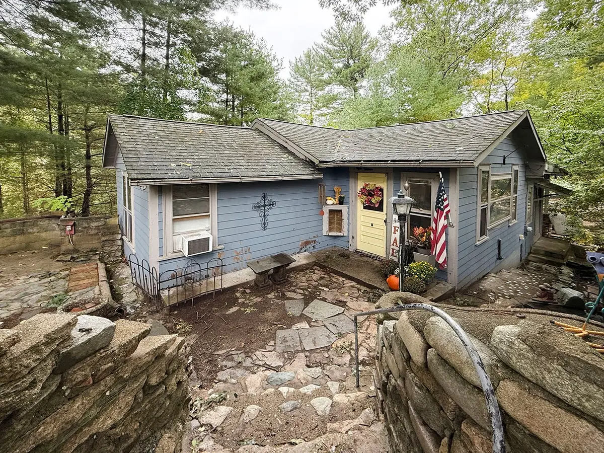 43 Bertine St, Bellingham, MA 02019 - #1