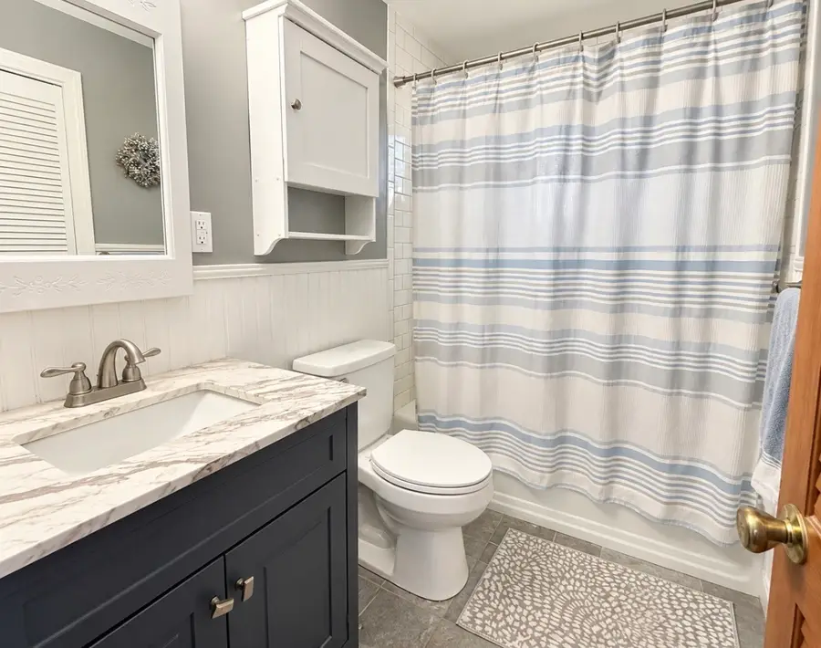 17 Prince St, North Attleboro, MA 02760 - #3