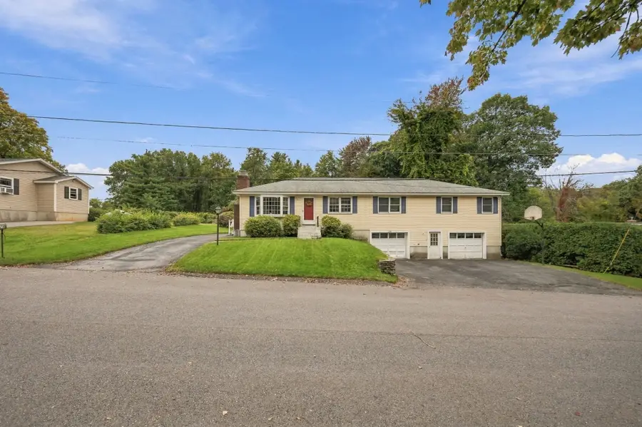 29 Dale Ave, Leominster, MA 01453 - #3