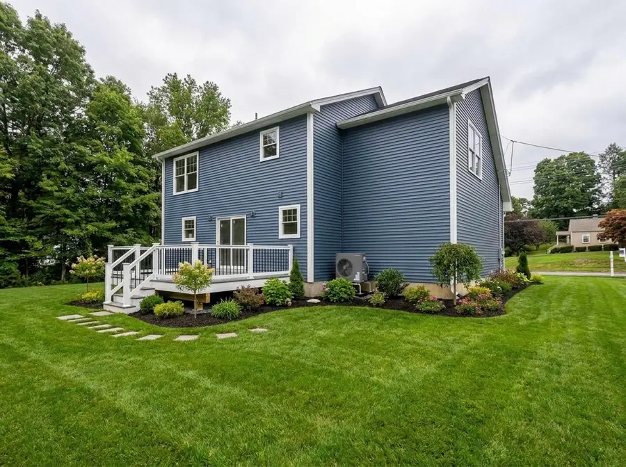 854 Homestead Avenue, Holyoke, MA 01040 - #2