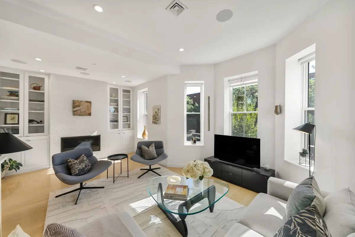 429 Columbus Ave #2, Boston, MA 02116 - #1