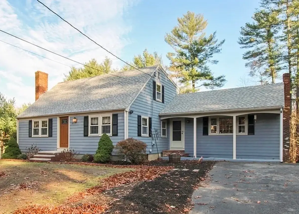 211 Cross St, Hanson, MA 02341 - #1