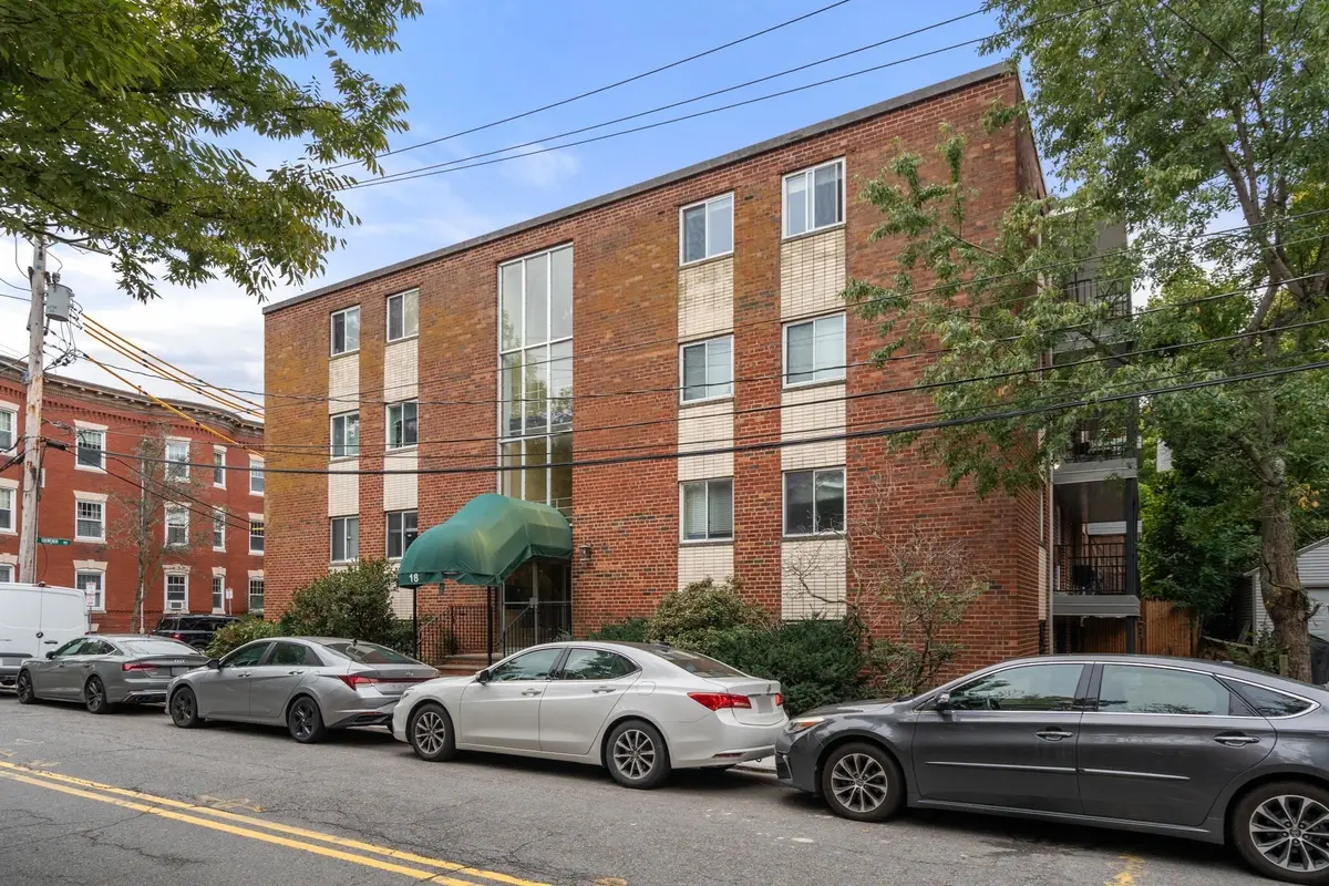 18 Pond St #1, Boston, MA 02130 - #1