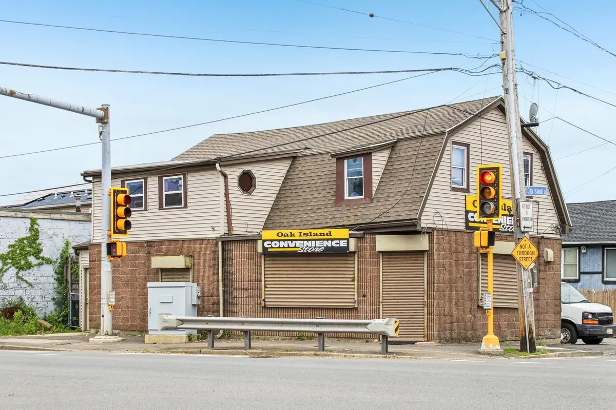 831 N Shore Rd, Revere, MA 02151 - #1