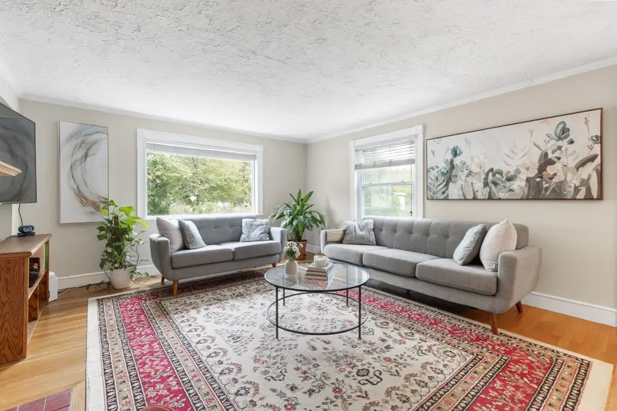 37 Winter St, Wayland, MA 01778 - #2