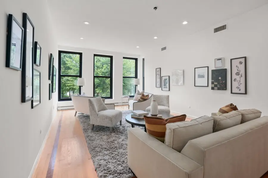160 Commonwealth Avenue #218, Boston, MA 02116 - #2