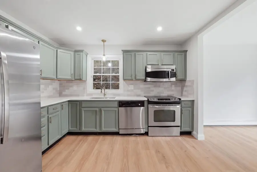 105 N Main St #B, Orange, MA 01364 - #3