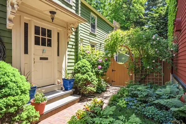 12 Salem St, Cambridge, MA 02139