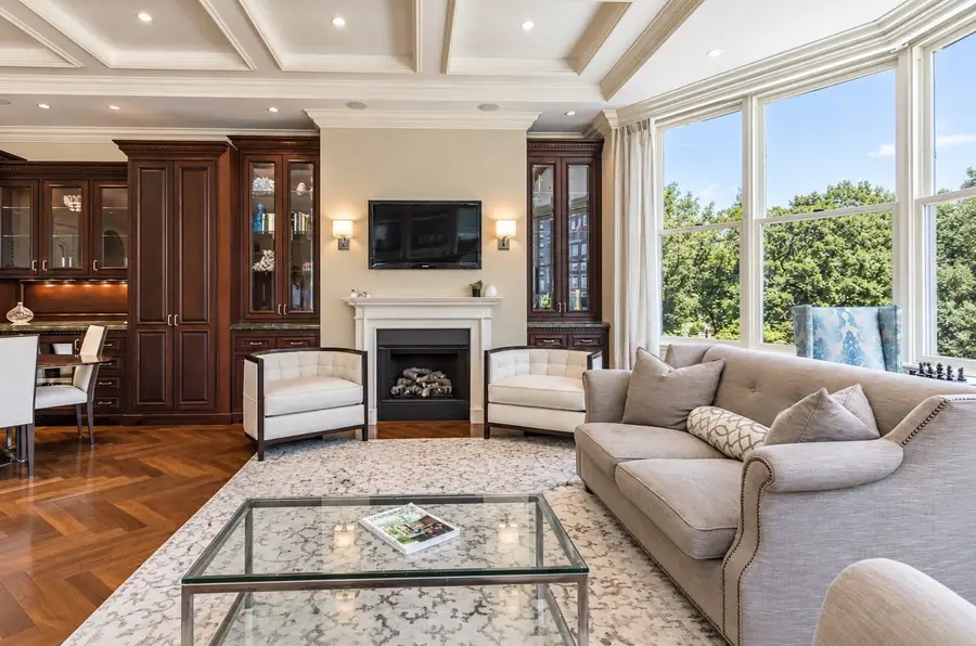 19 Arlington St. #32, Boston, MA 02108 - #2