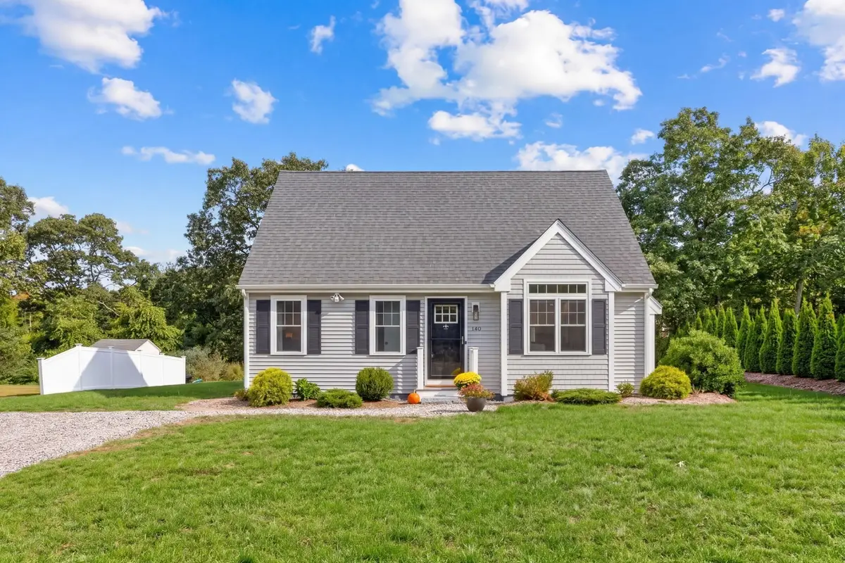 140 Broken Bow Ln, Falmouth, MA 02536 - #1