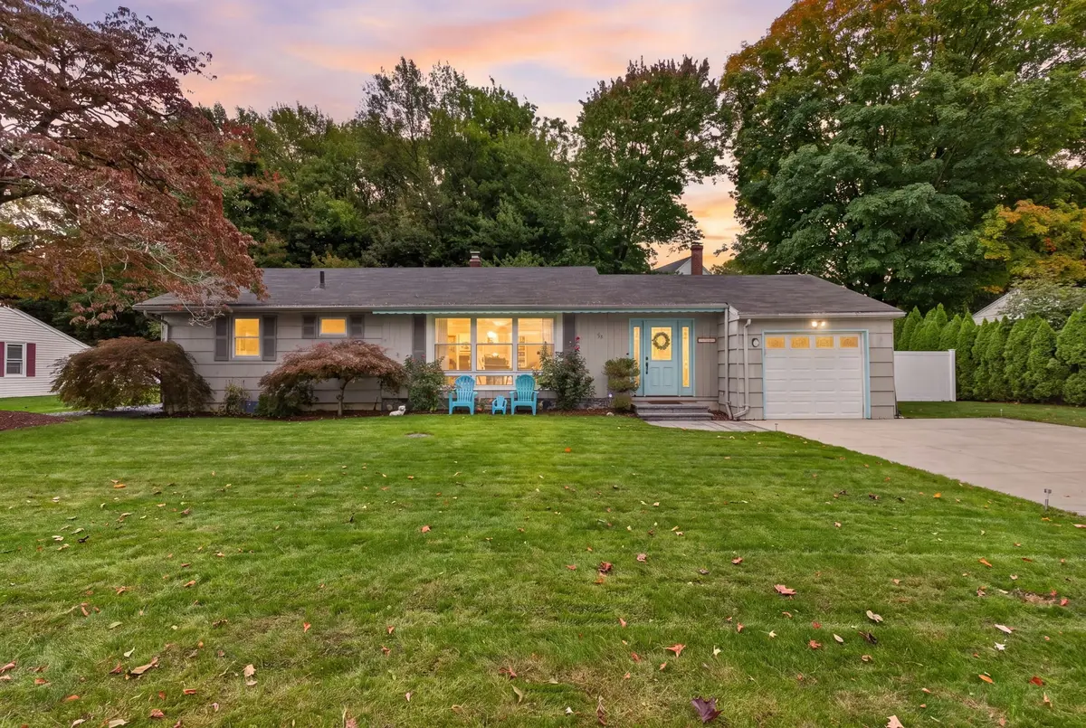 51 Cherry Hill Dr, Seekonk, MA 02771 - #1