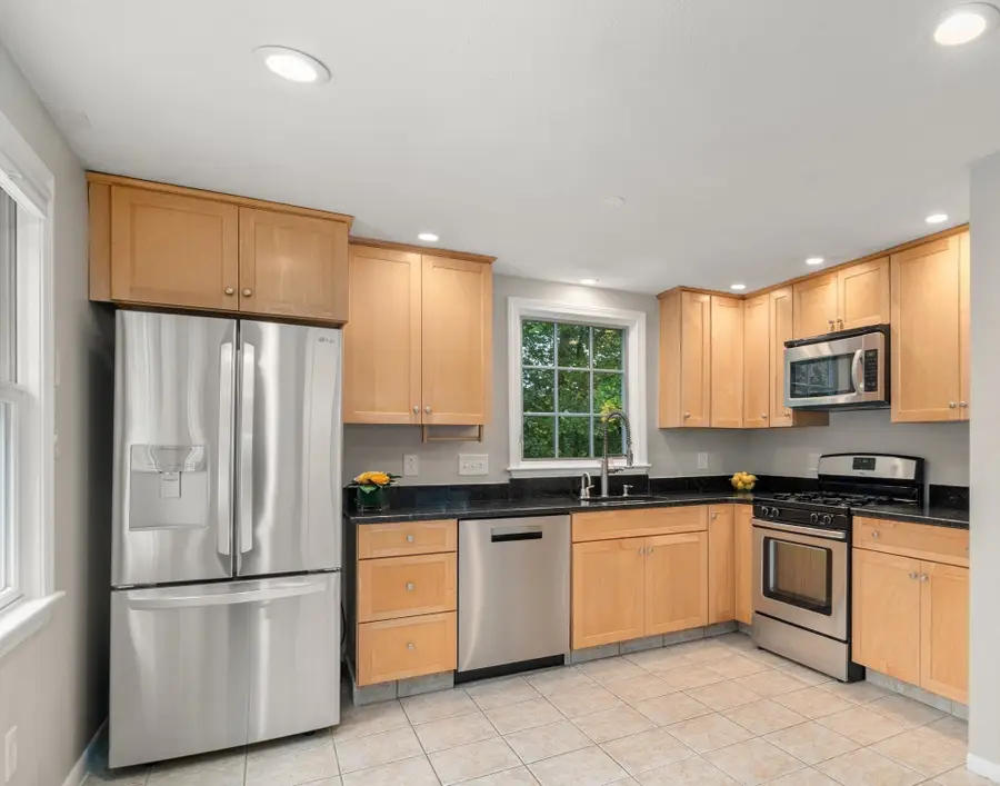 165 Lockland Ave, Framingham, MA 01701 - #2