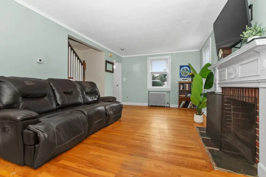 66 Wayne Ave, Watertown, MA 02453 - #3