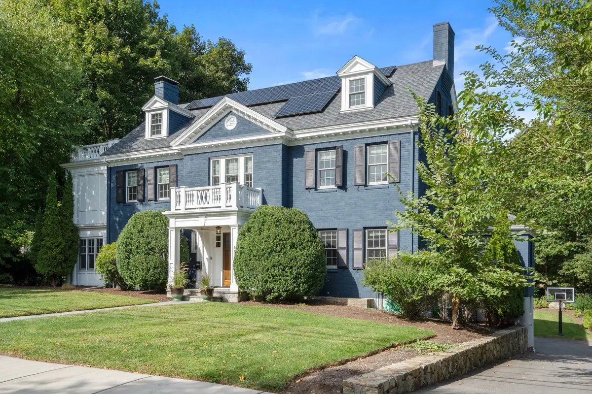 91 Nehoiden Rd, Newton, MA 02468 - #1