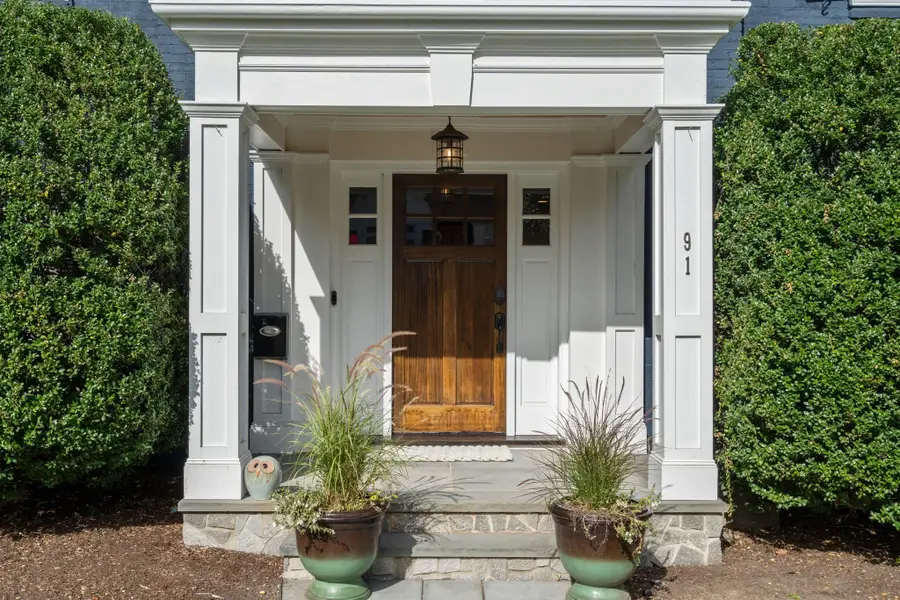 91 Nehoiden Rd, Newton, MA 02468 - #2