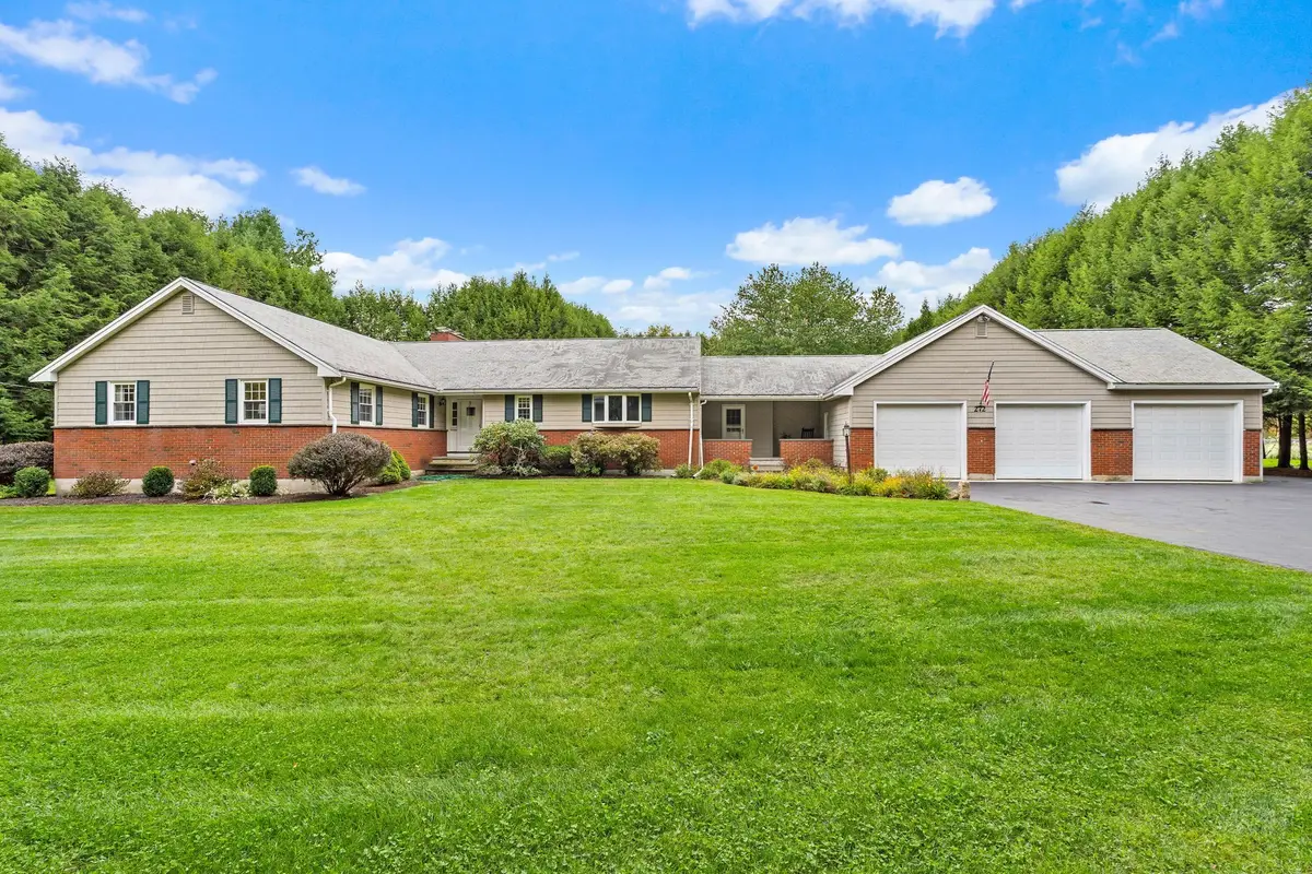 272 Mill St, Holliston, MA 01746 - #1