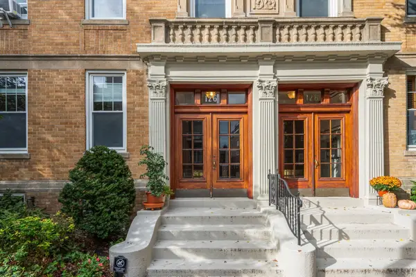 126 Sewall St #A, Brookline, MA 02446