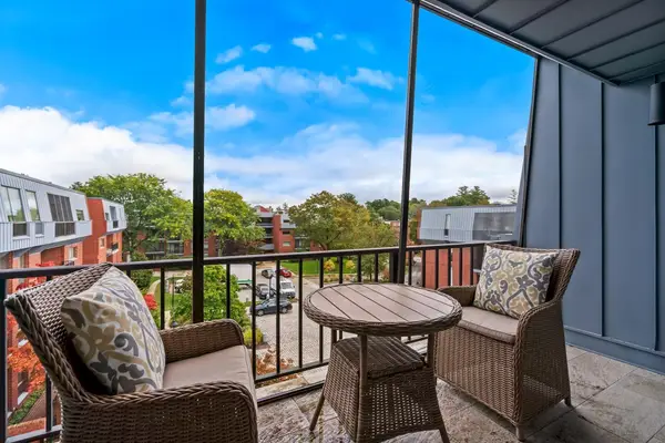 75 Grove Street #427, Wellesley, MA 02482