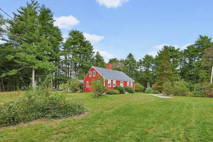 681 Washington St, Pembroke, MA 02359 - #2