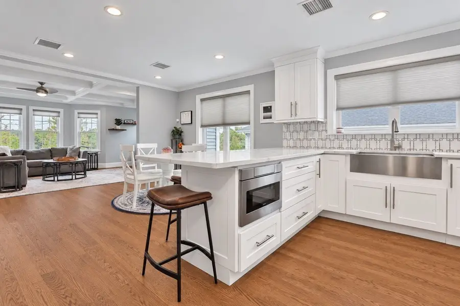 440 Central Ave #2, Milton, MA 02186 - #2