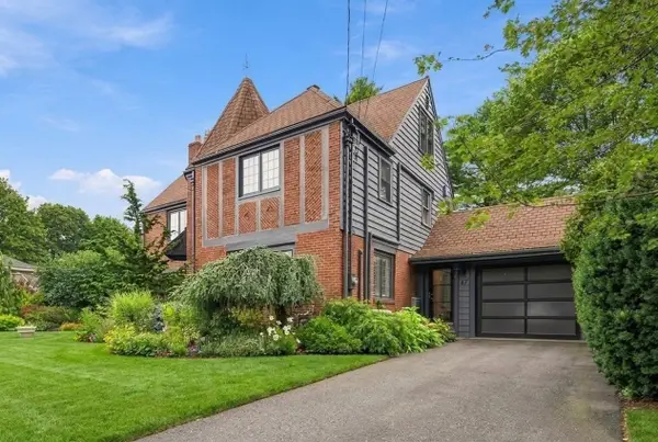 47 Stanley Rd, Swampscott, MA 01907