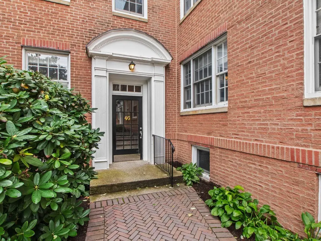 46 Browne St #5, Brookline, MA 02446 - #1